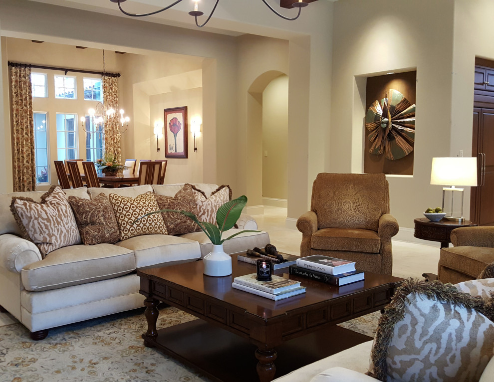 Inspiration for a transitional living room in Tampa.