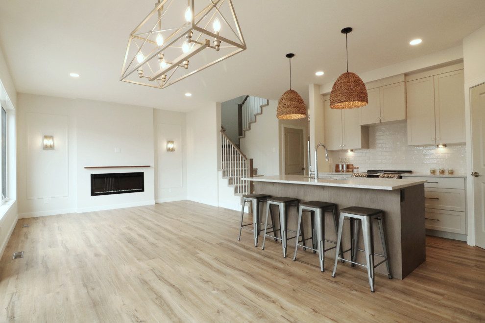 Home design - transitional home design idea