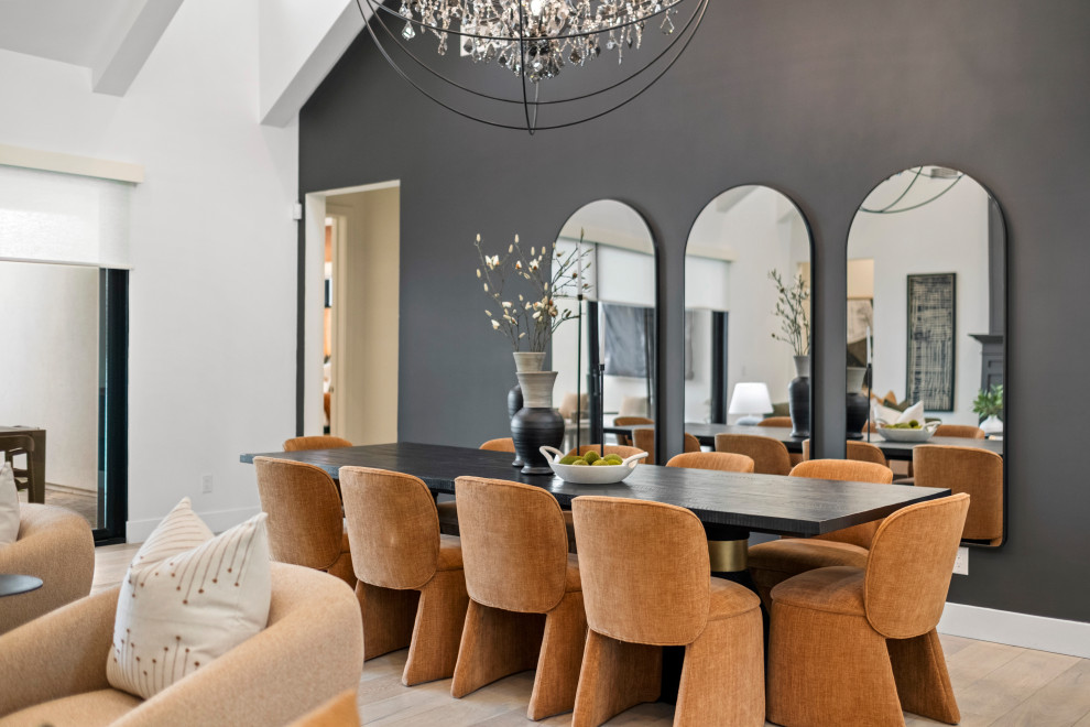 Dining room - transitional dining room idea in Phoenix