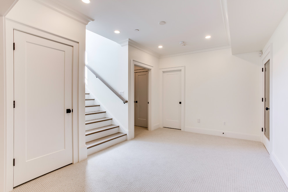 Example of a minimalist home design design in Baltimore