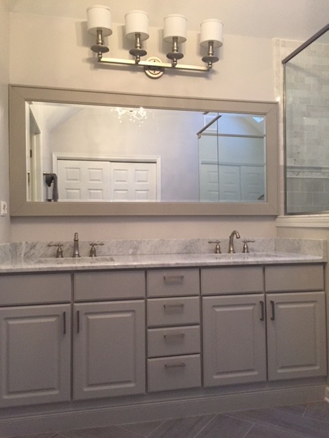 Pretty and Practical Bath/ Shower