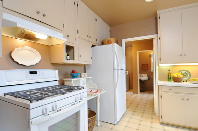 Vintage Kitchen traditional-kitchen