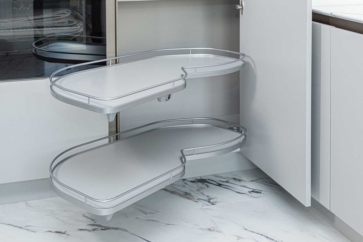 Белая кухня по последним трендам