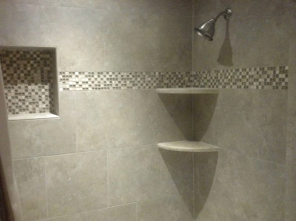 Bathroom - transitional bathroom idea in Phoenix