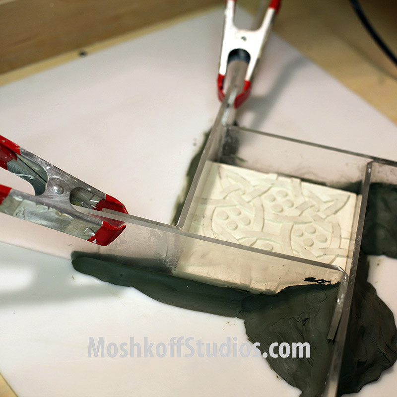 процесс изготовления плитки ручной работы