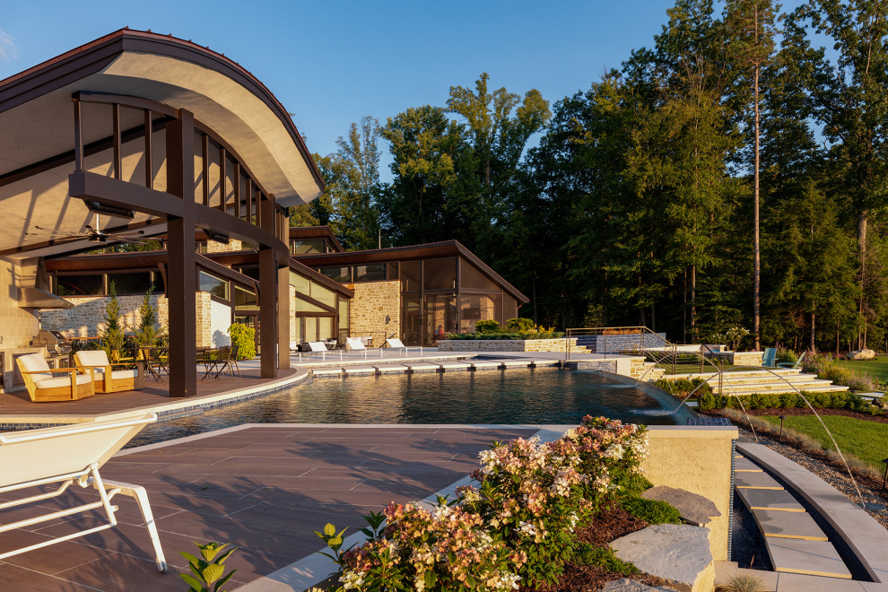 Moreland Hills Estates