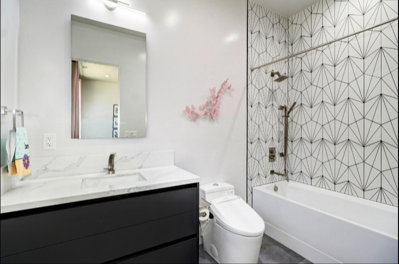 Bathroom - modern bathroom idea in Sacramento