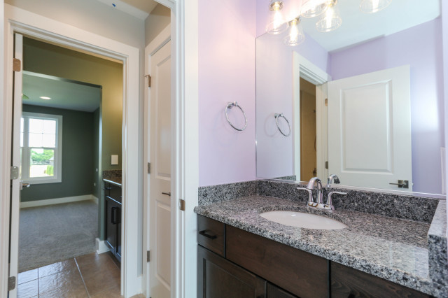 Modified Hampton  |  Dunmoor Estates Plainfield, IL coastal-bathroom