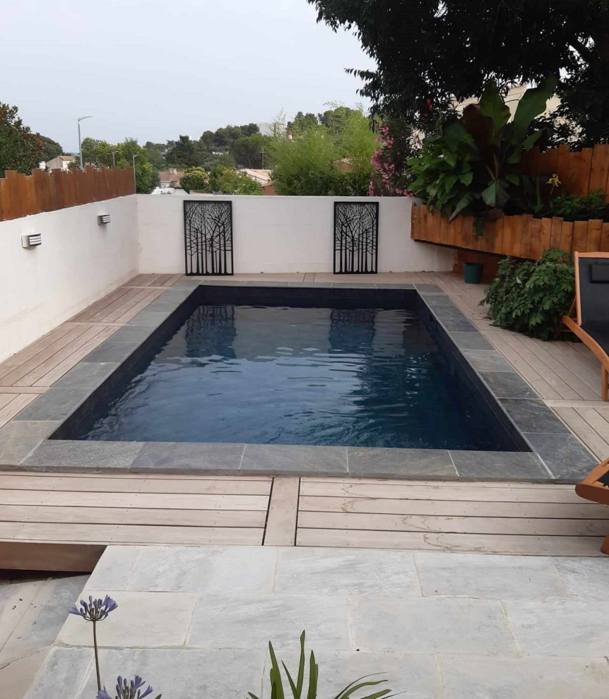 Immagine di una piscina minimalista