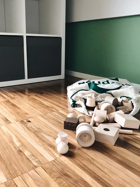 Ispirazione per una cameretta per bambini minimal