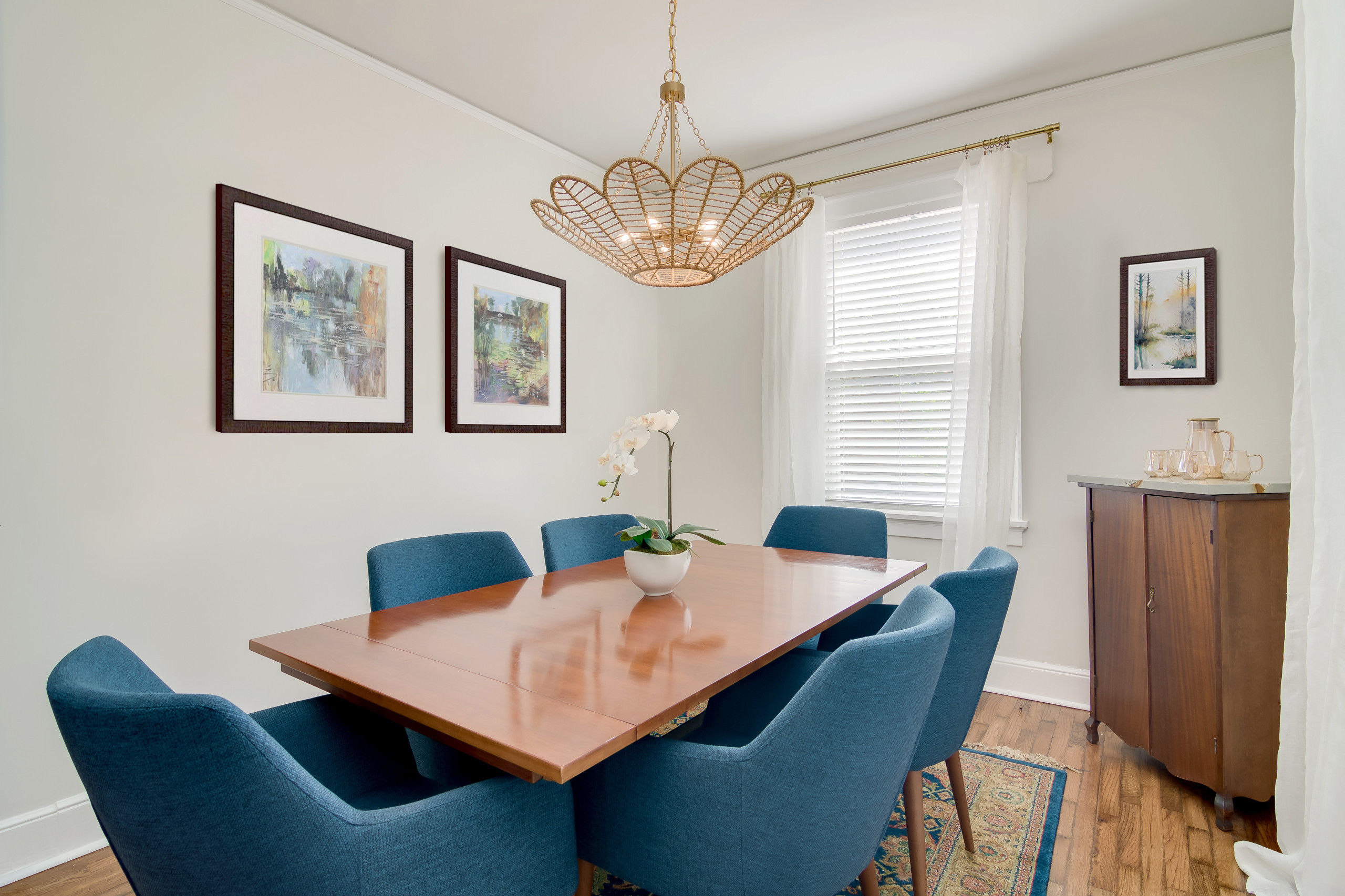 Casia Home - Woodbine Room