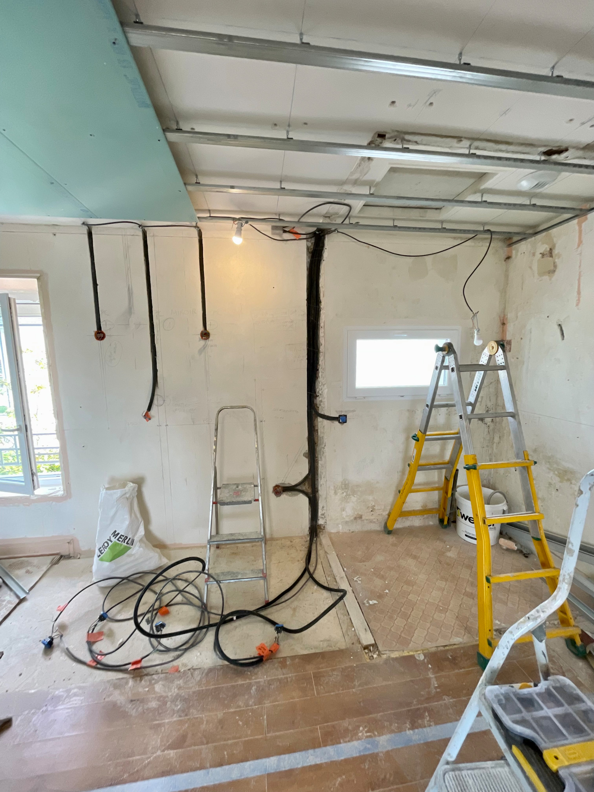 SALLE D'EAU: création dans une chambre parentale de 25m²