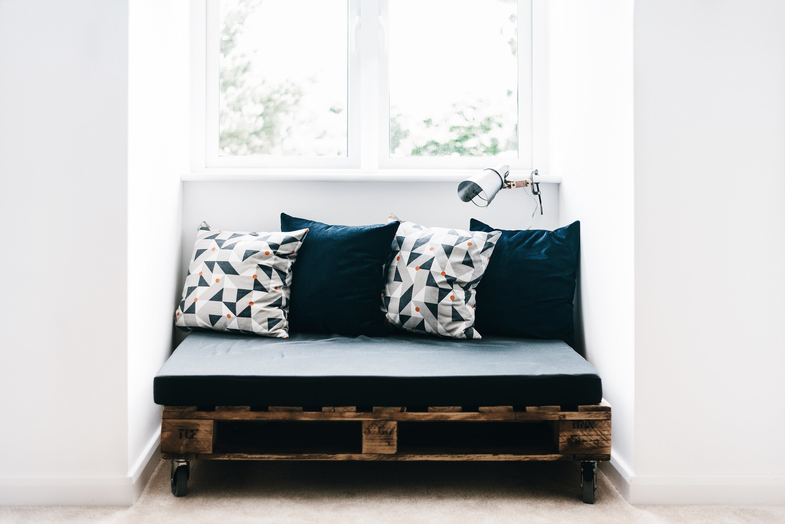 9 Clever Ways to Repurpose a Pallet, image size:2560x1708