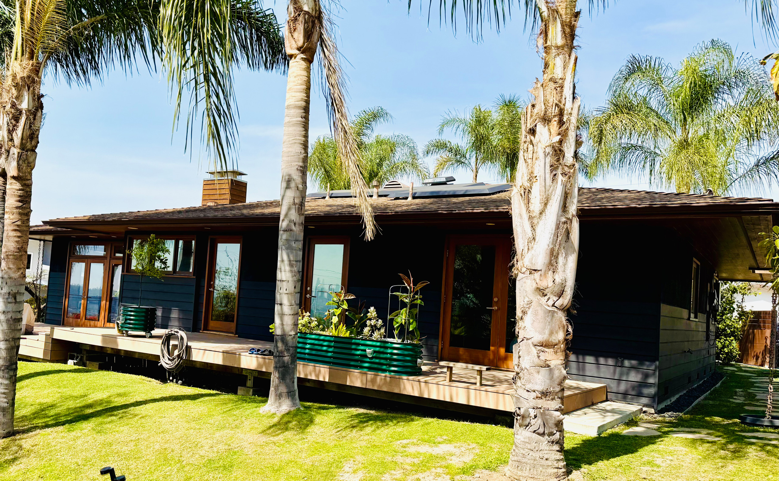 Montecito Heights | Black California Rancher Home