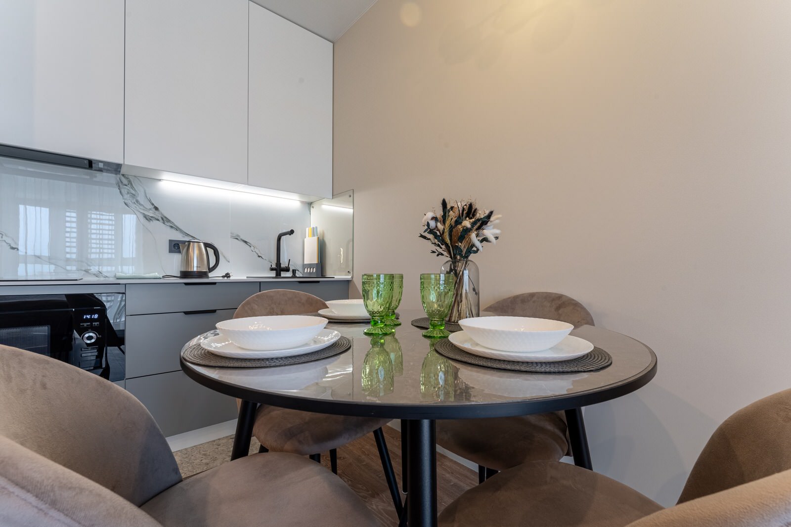 Студия для посуточной аренды в центре города Калининграда