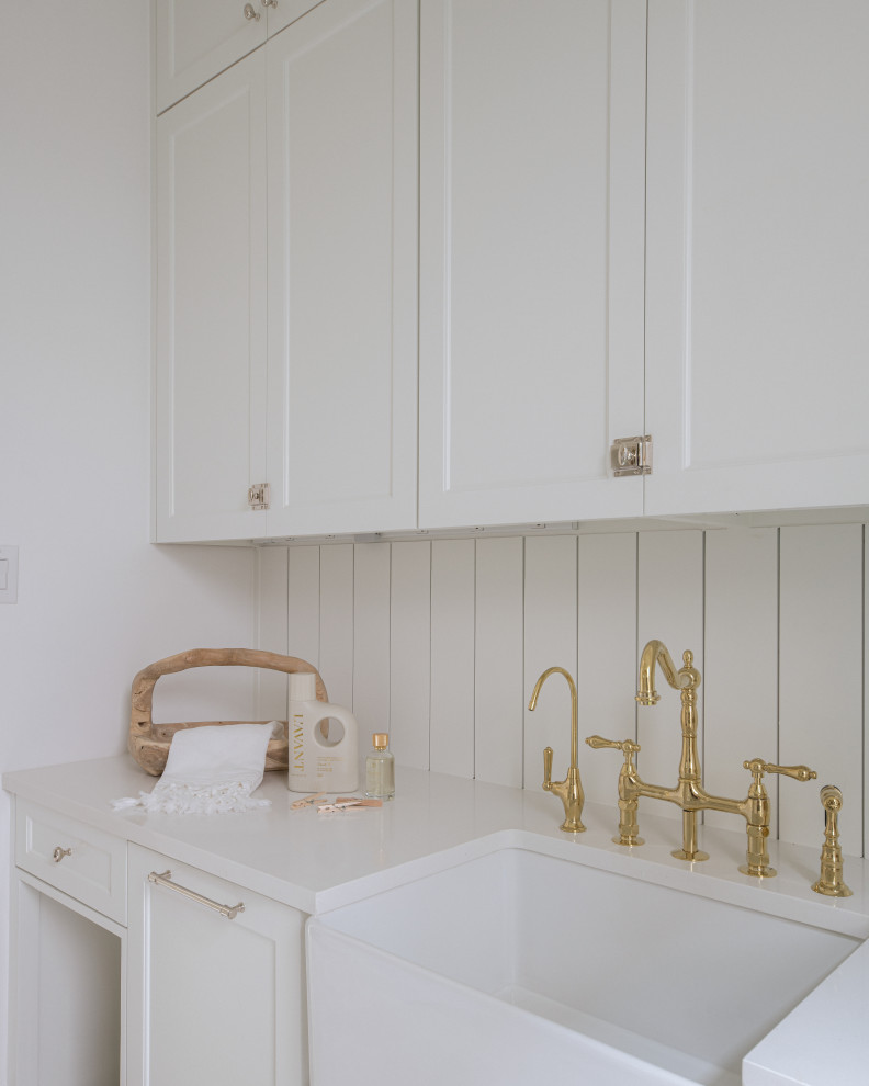 Inspiration for a transitional laundry room remodel in Dallas