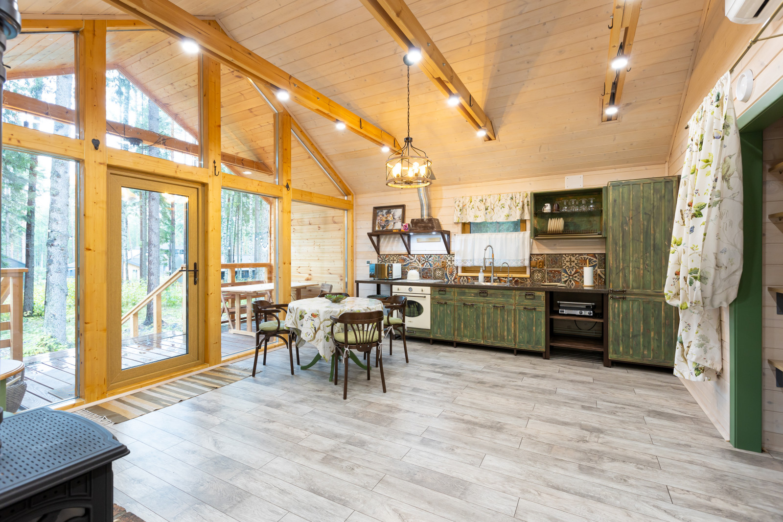 Загородная недвижимость