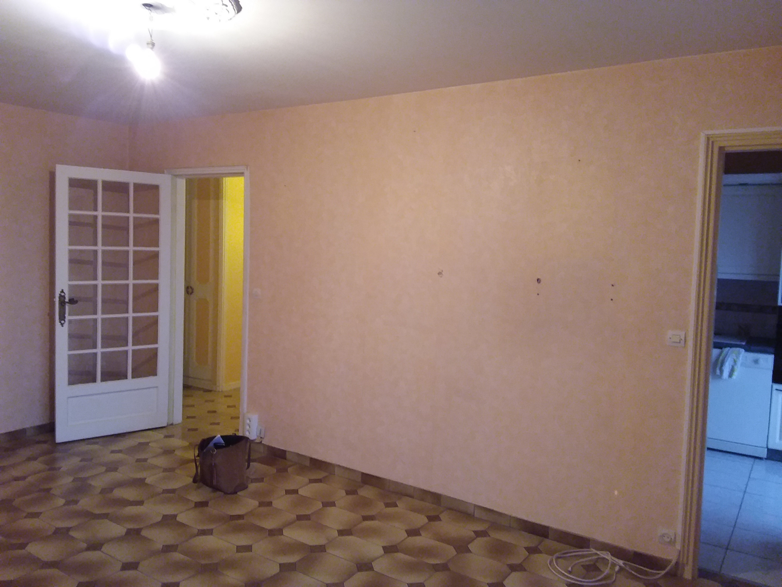 SALON AVANT