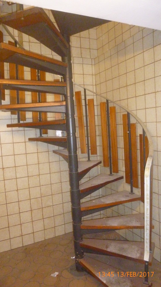 Wendeltreppe vorher