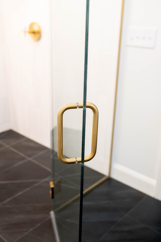 Bosworth Primary Bathroom