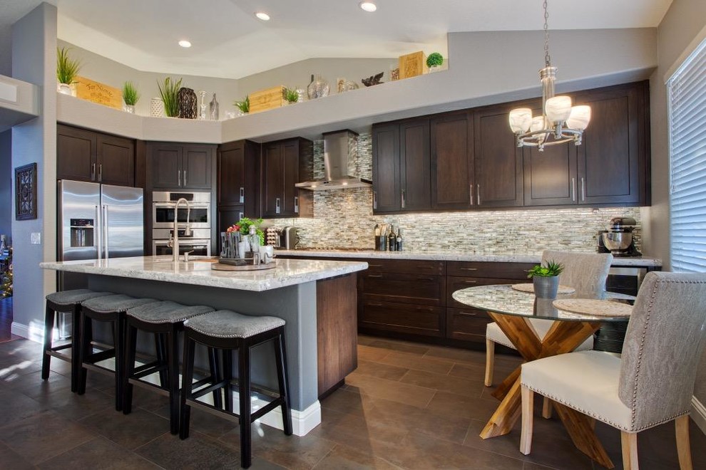Kitchen - transitional kitchen idea