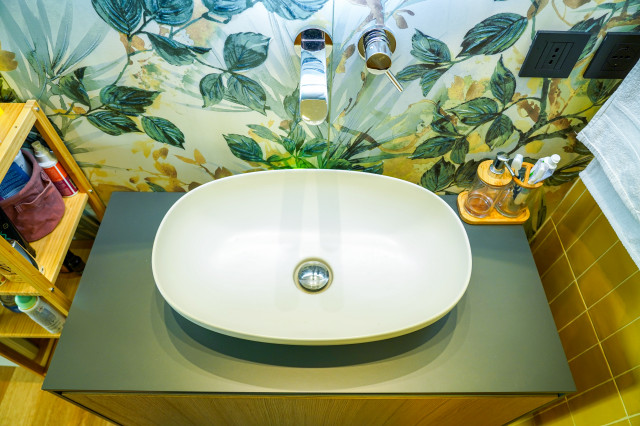 Casa GC contemporary-bathroom