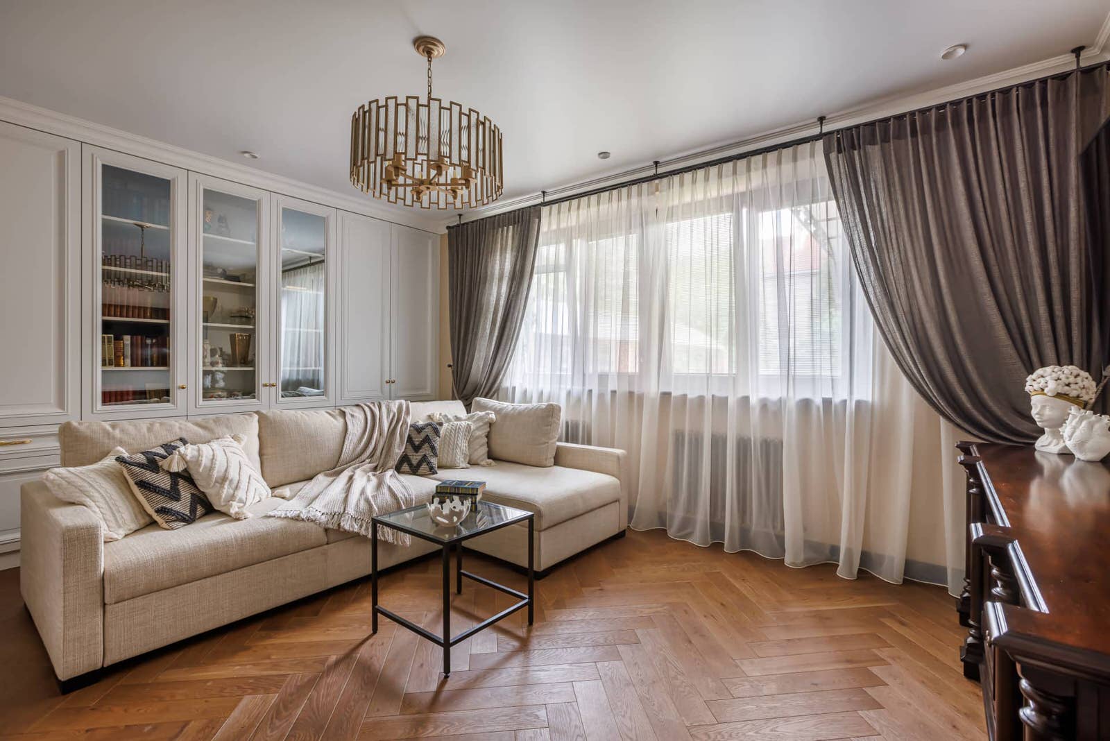 Дизайн и ремонт квартиры в КП «Новогорск» — Единство противоположностей