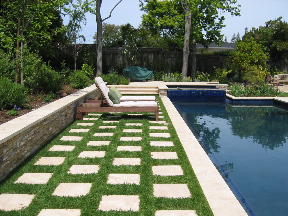 This is an example of a contemporary rectangular pool in San Francisco.