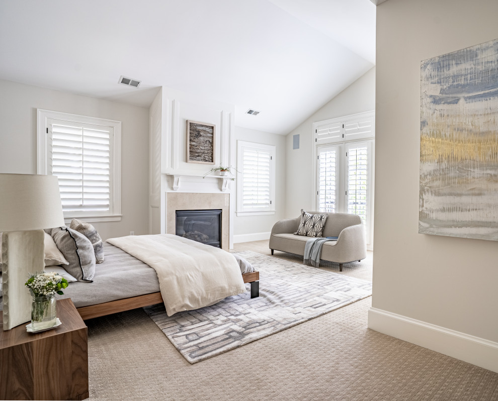 Transitional Yet Contemporary Staging