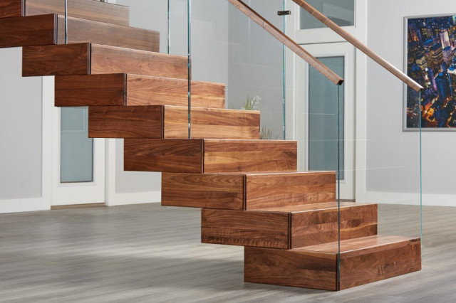 https://www.viewrail.com/floating-stairs/terrace/ 