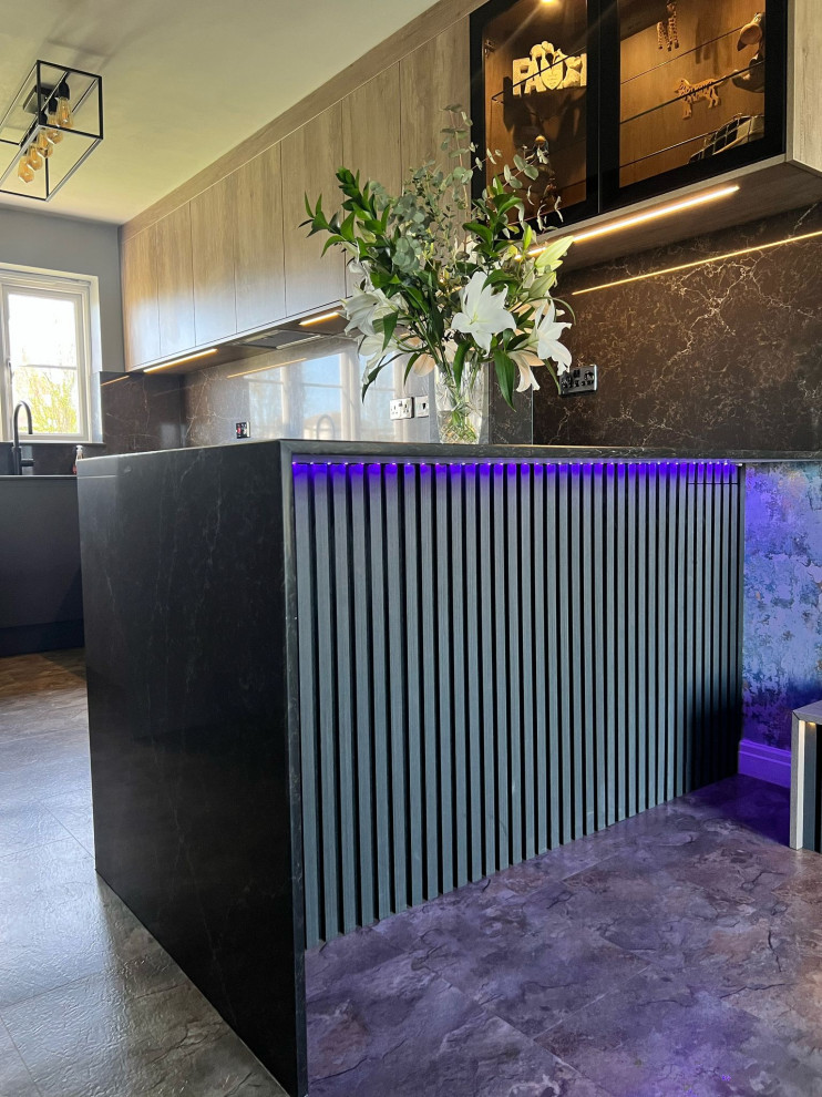 The Hinckley Kitchen - Volpi True Handleless - RRP £30,500 - Luxe Price £25,000