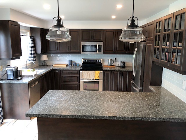 Before & After Complete Kitchen Remodeling - Mississauga, ON - May 2018