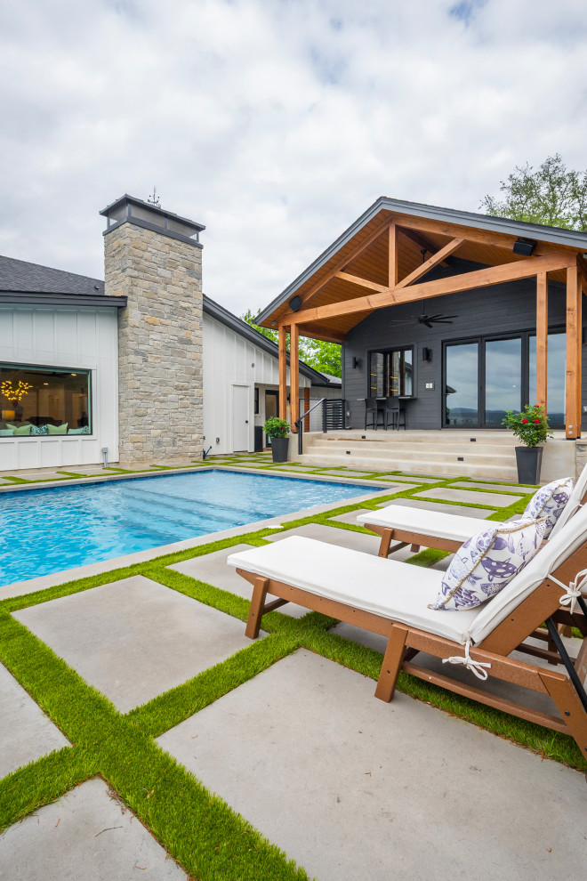 6302 Lynn Lane - Reit Above It All