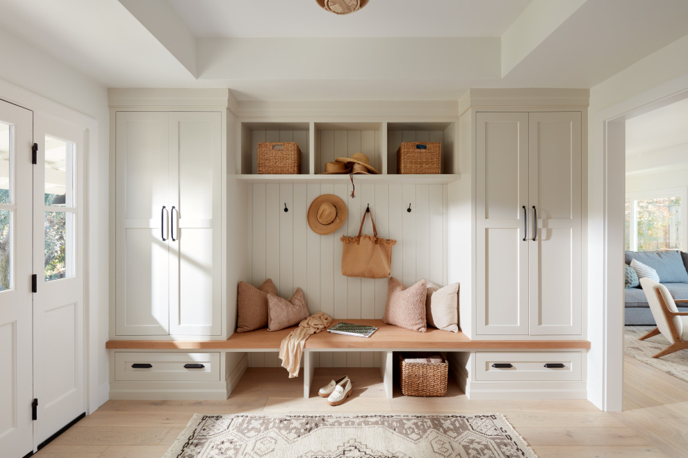 Creamy & Classic - Transitional - Entry - San Francisco - by KBG Design ...
