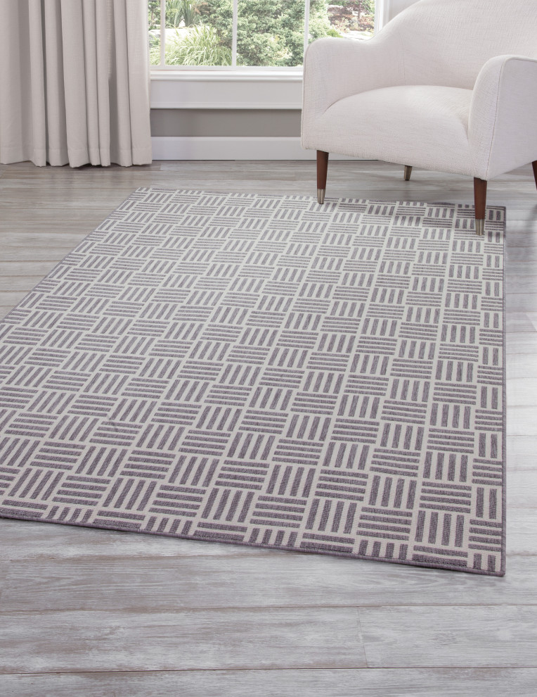 Marina Nantucket White and Gray Polypropylene Indoor/ Outdoor Area Rug