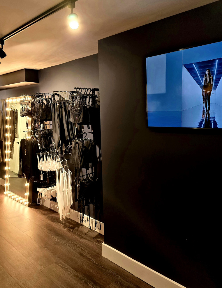 Couture brownstone boutique