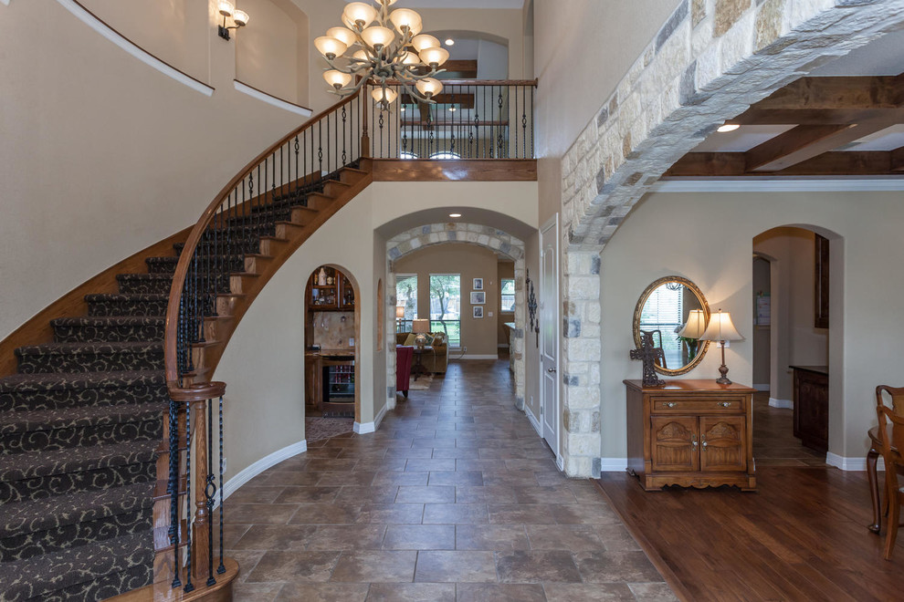 Example of a mountain style entryway design in Austin