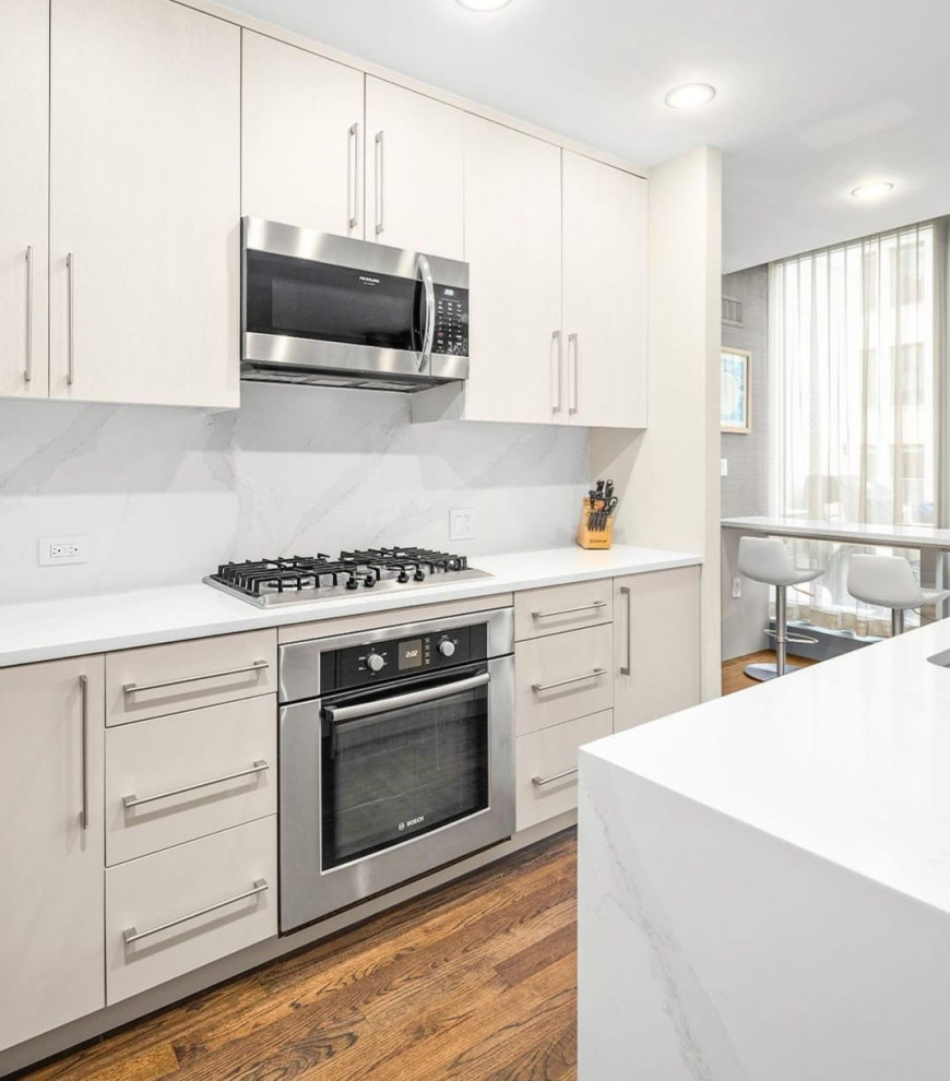 Sky-High Sophistication in Midtown Manhattan