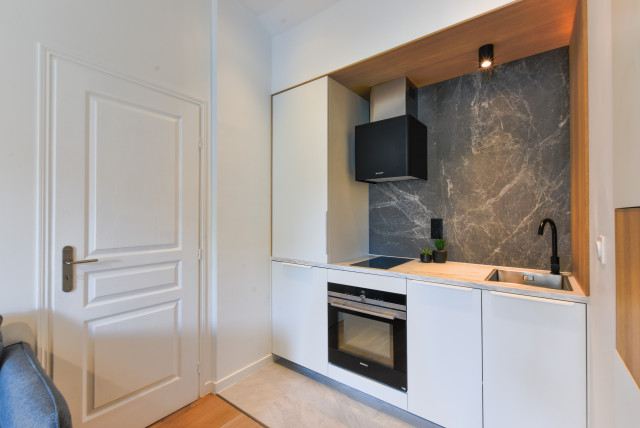 M&eacute;tamorphose d&rsquo;un T3 contemporary-kitchen