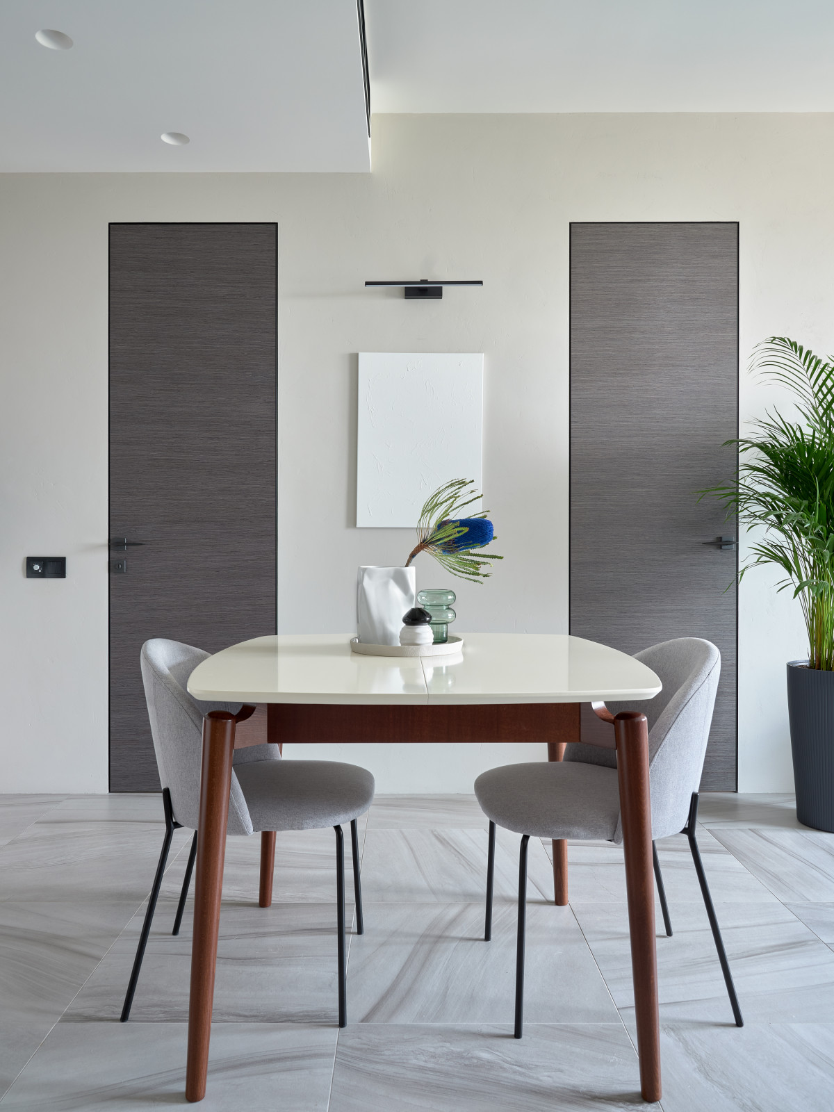 Аппартаменты на 35 этаже. Дизайнер Валерия Москалева. Публикация Elle Decoration