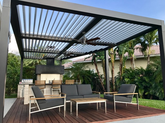 Modern Altimate Pergola Over Outdoor Kitchen Chimney