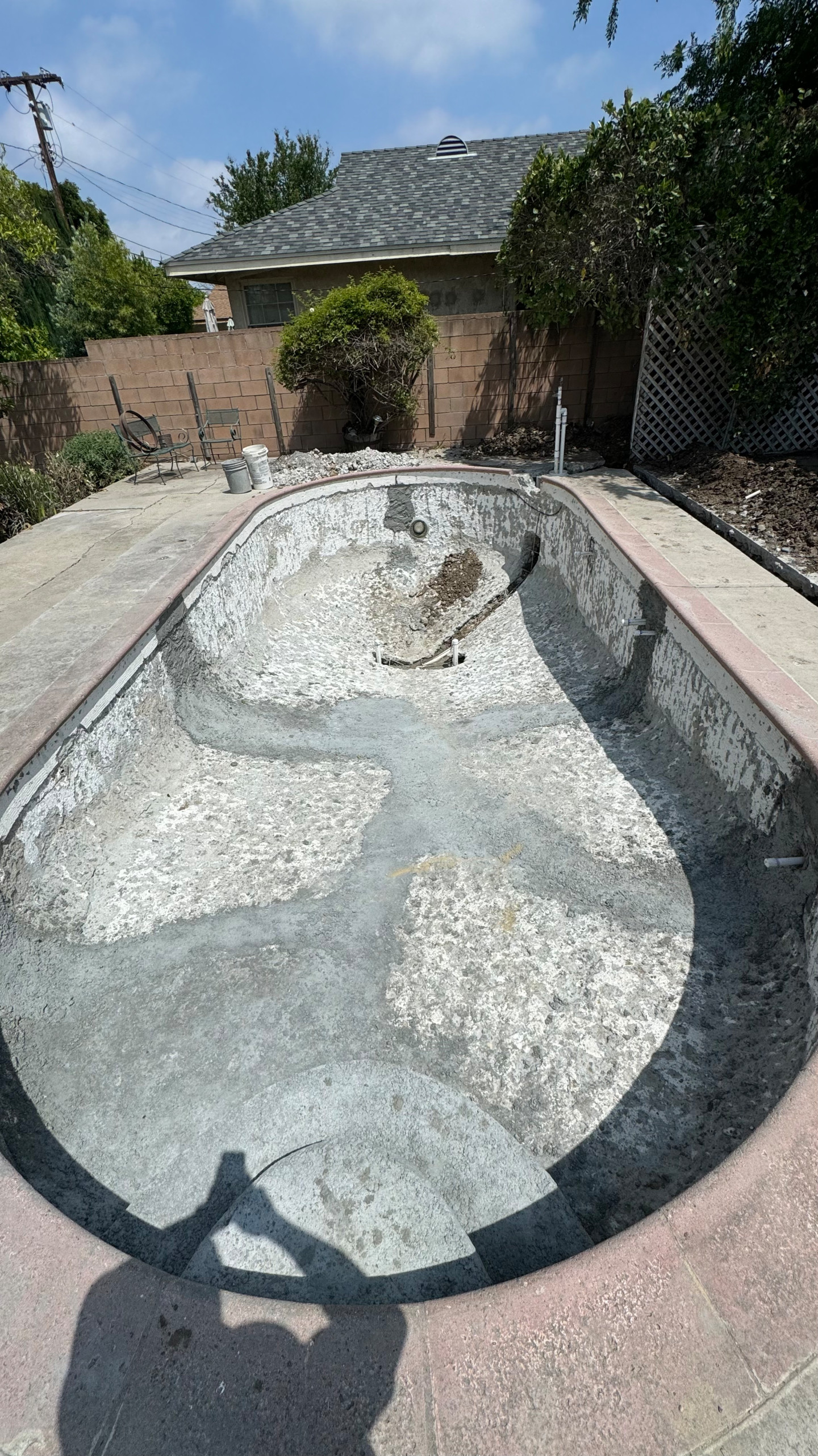 Reseda - Complete pool repair and renovation