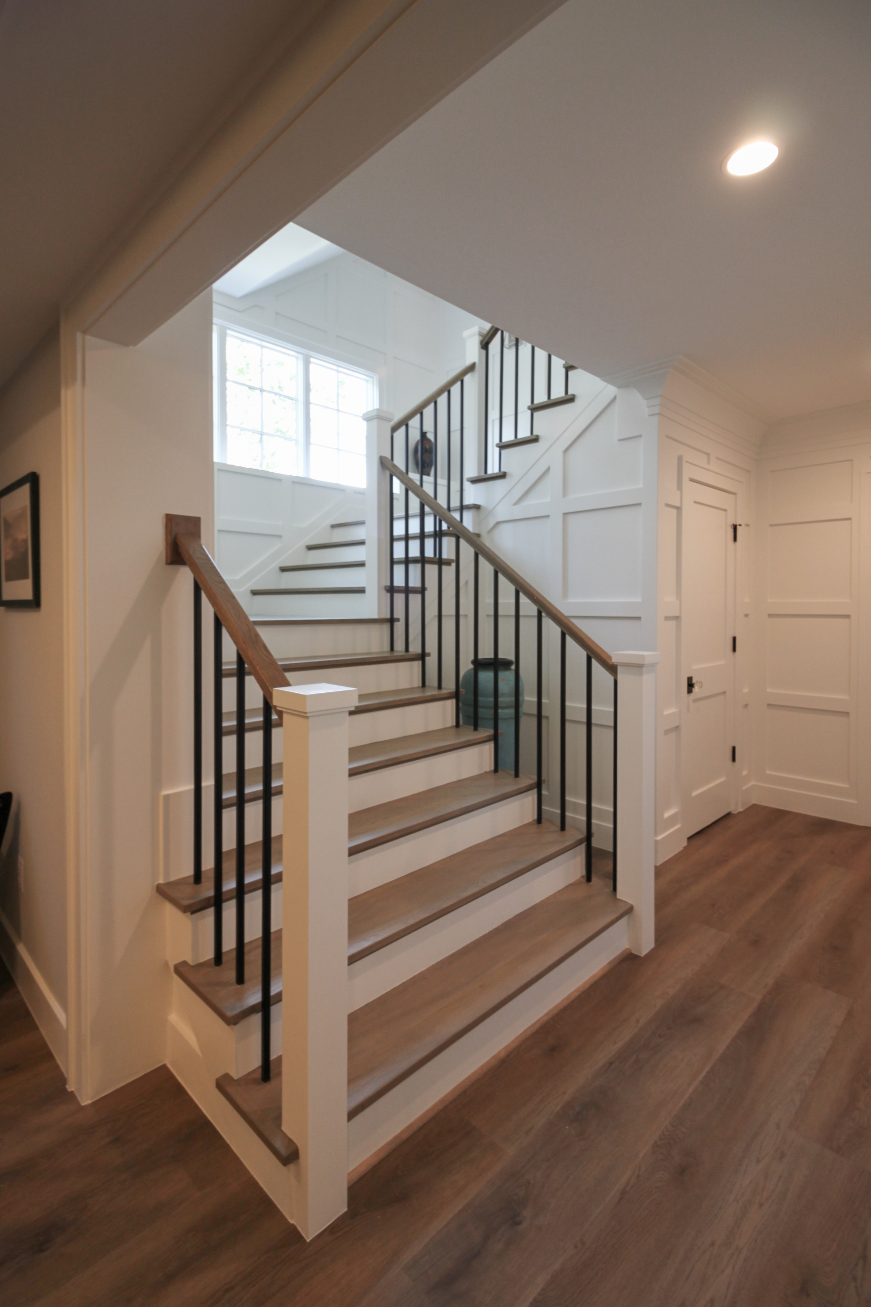 87_Welcoming and Functional Contemporary U-shaped Staircase, Arlington, VA 22207