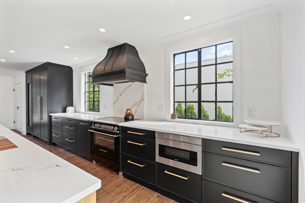 Kitchen - transitional kitchen idea