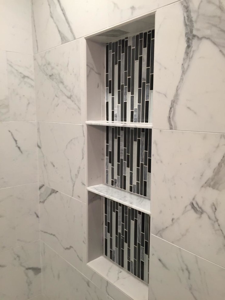 Photo of a large transitional master bathroom in Los Angeles with an alcove shower, multi-coloured tile, porcelain tile, grey walls and porcelain floors.
