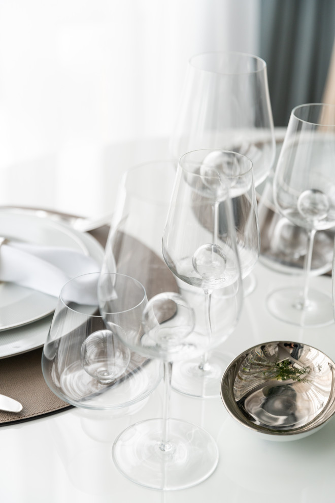 Бежевый и зеркала