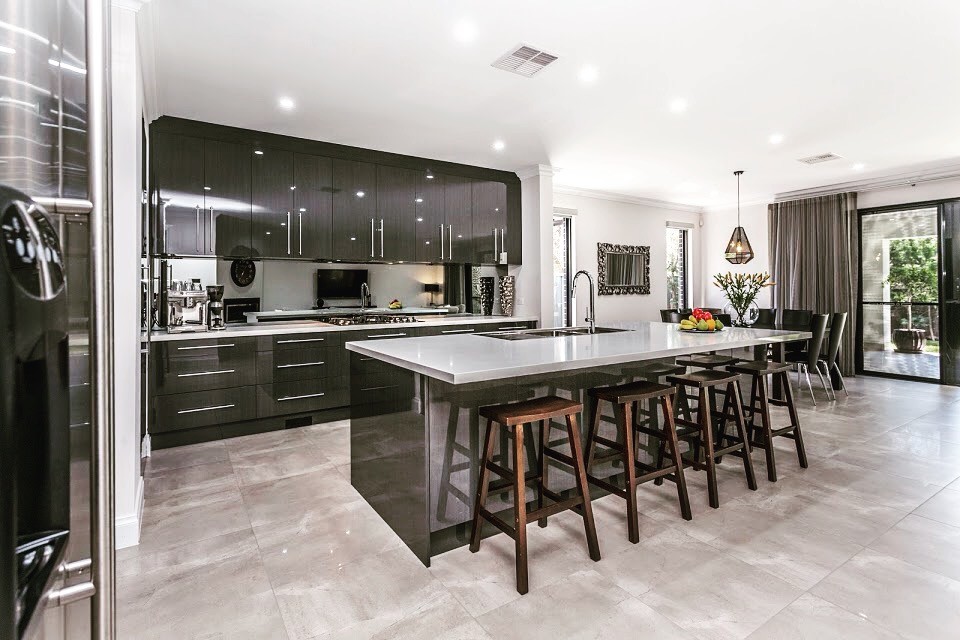 Inspiration for a traditional home design in Adelaide.