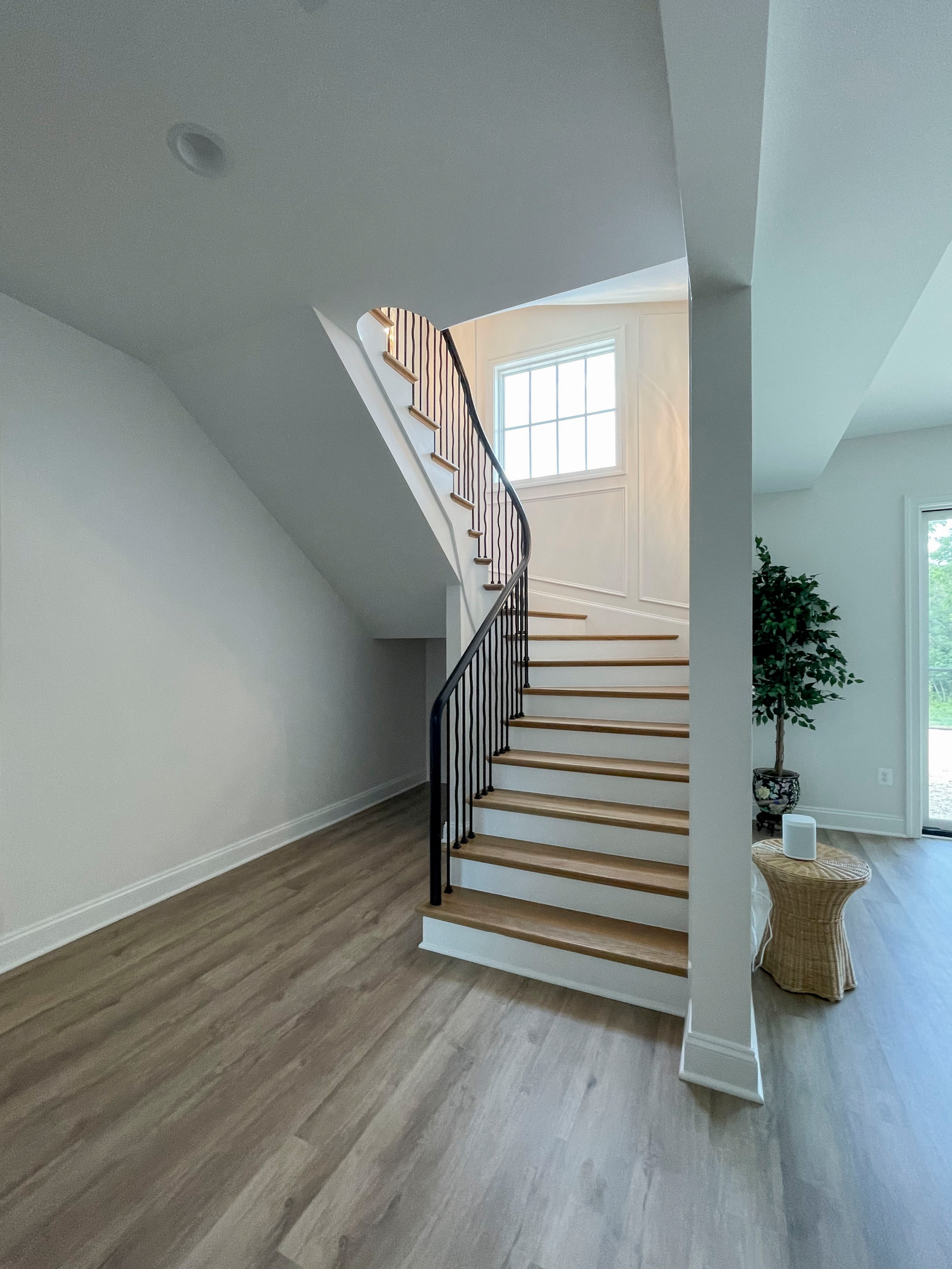 106_Modern Balustrade System Meets Traditional Winding Stairs, Aldie VA  20105