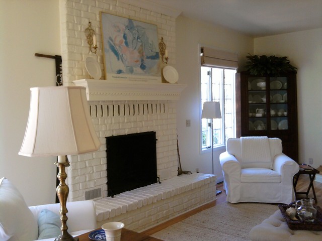 Living Room Painted Brick Fireplace Eklektisch