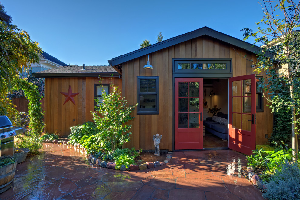 Inspiration for a small arts and crafts detached granny flat in San Francisco.
